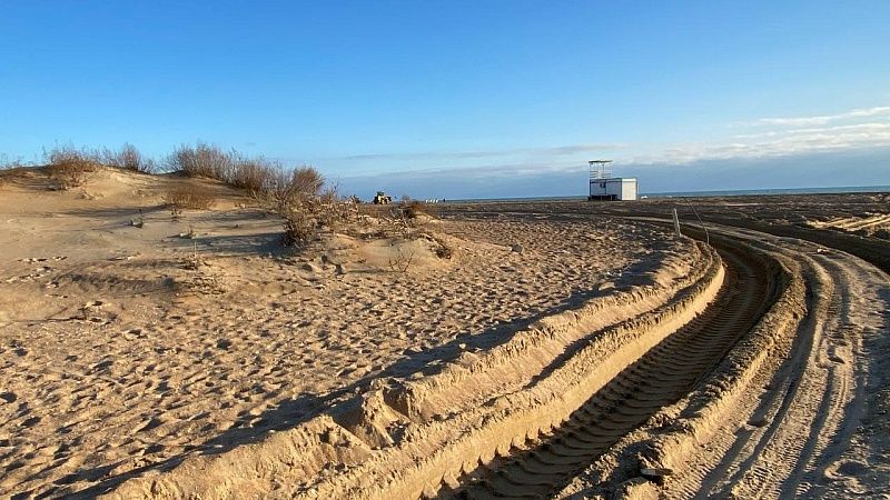 Новую технологию защиты пляжей от выбросов мазута испытают в Витязево
