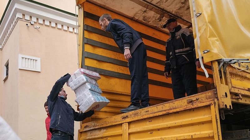Весь Петров пост в храмах Краснодара будут собирать гумпомощь для жителей и беженцев c Украины и Донбасса
