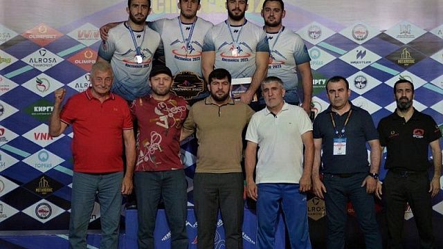 Спортсмены Кубани показали высокие результаты на чемпионате России по спортивной борьбе