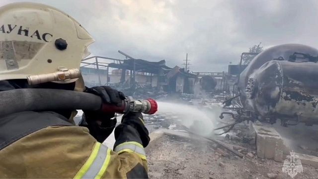 Четыре человека погибли из-за взрыва на АЗС в Грозном