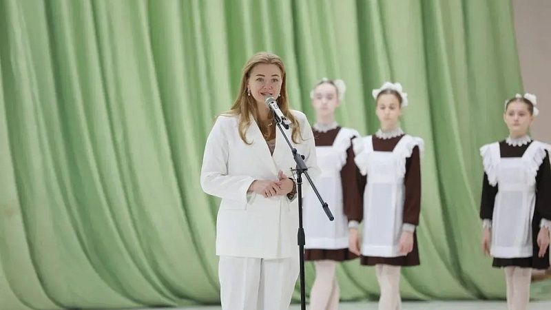Последние звонки провели в школах на Кубани