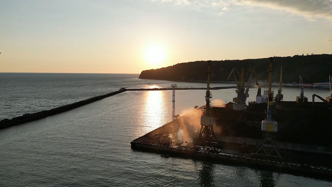 С владельца затонувшего у Туапсе судна взыскали 5,7 млн рублей 