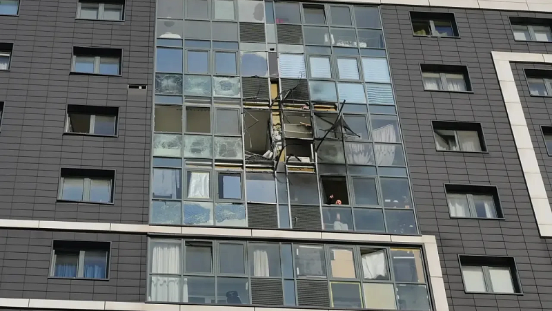 Появились кадры разрушений после атаки БПЛА ночью 2 марта в Новороссийске