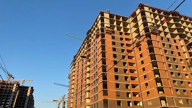 Кубань стала вторым регионом России по объему строительству жилья в 2023 году. Фото: телеканал «Краснодар»