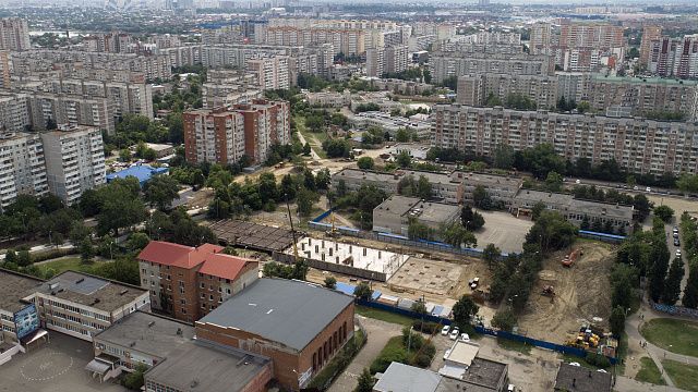 На Кубани в 2023 году откроют 43 социальных объекта. Фото: телеканал «Краснодар»