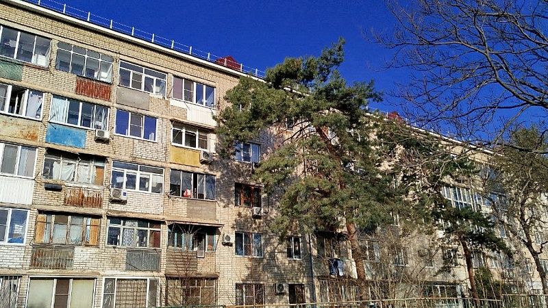 Суд лишил квартиры мешавшего соседям собственника в Казани