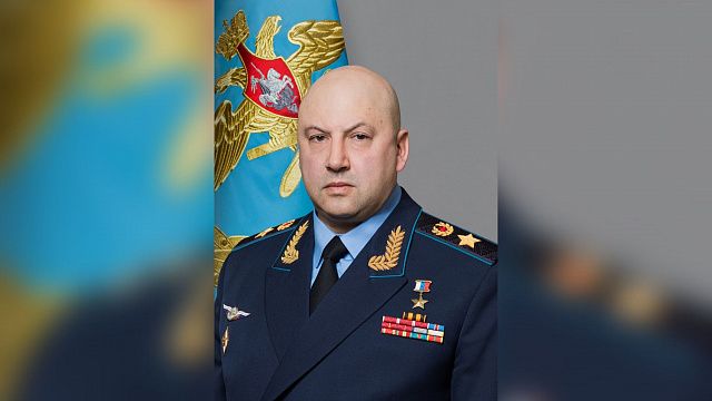 Командующим Объединенной группировкой войск в районе проведения СВО назначен генерал армии Сергей Суровкин