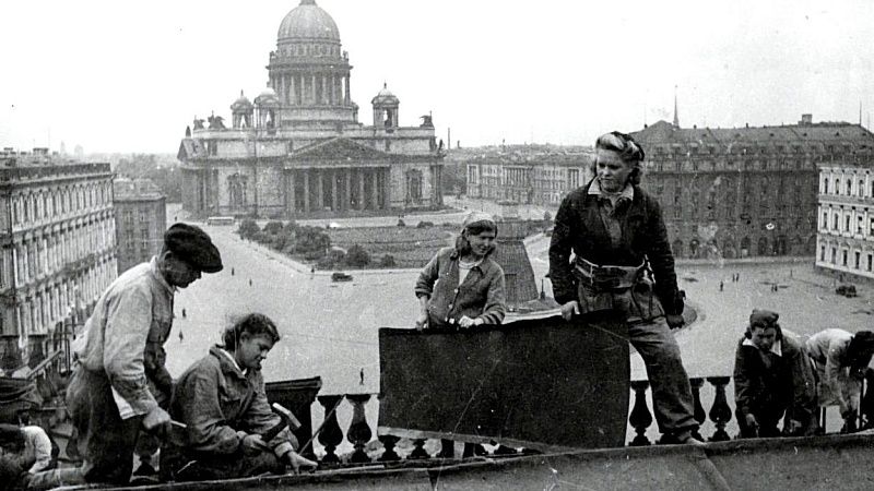 23 января 1944 года – восстановление города и дневник Тани Савичевой. Хроника блокадного Ленинграда