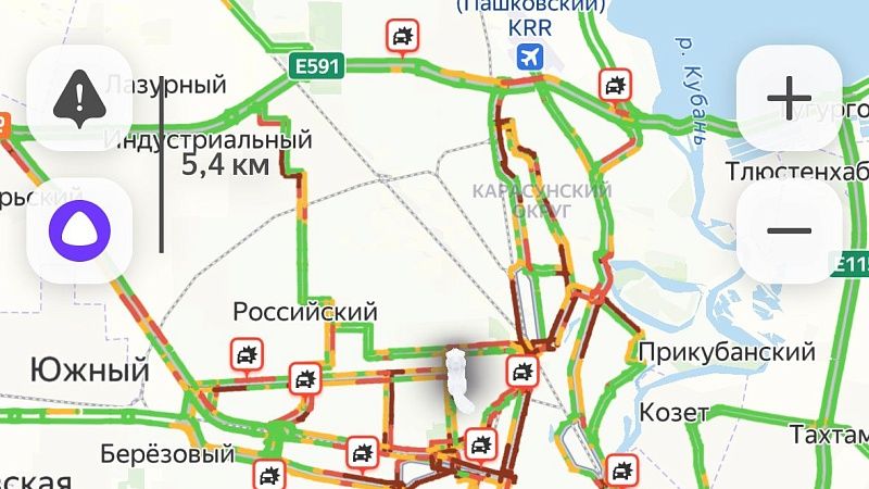 В десятку: второй день подряд пробки сковали Краснодар