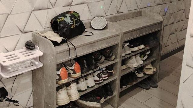 Получивший гражданство РФ боец Монсон заявил, что ненавидит снимать обувь в доме