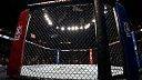 Боец ММА Топурия потерпел первое поражение в карьере и утратил пояс UFC