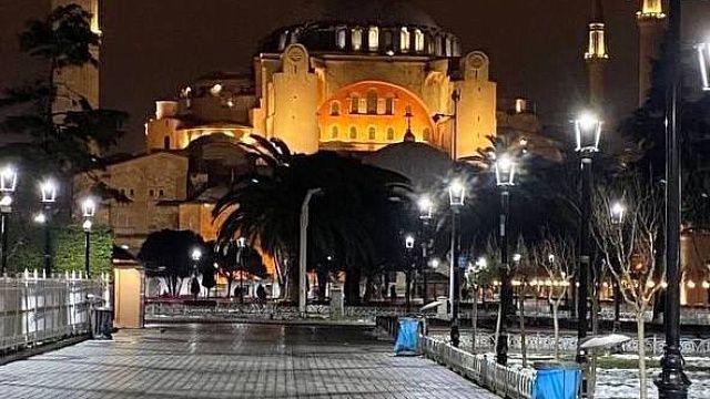 Туроператор Фомина запретила россиянам снимать женщин в Турции