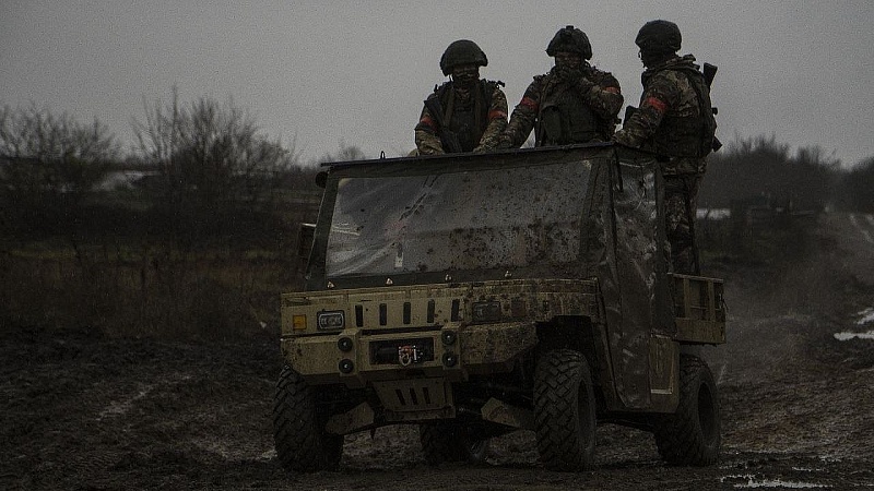 Боец с позывным «Тёмный» под обстрелом уничтожил расчёт ВСУ