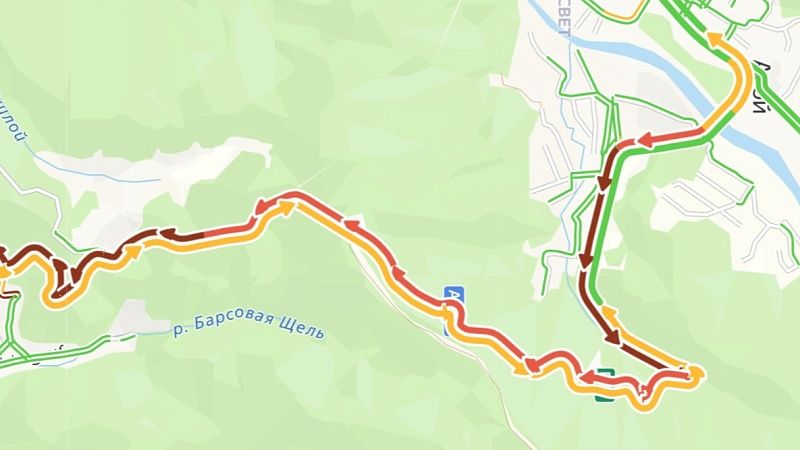 Разлив солярки на трассе привел к масштабным пробкам в сторону Туапсе