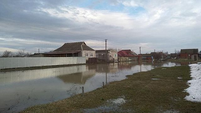 В трех районах Краснодарского края действует режим ЧС из-за подтоплений