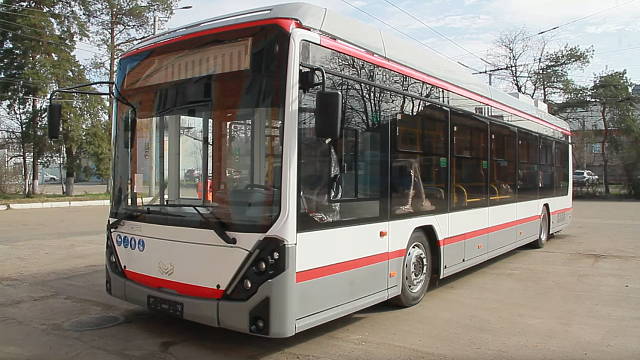 Уже более месяца электробусы курсируют по Краснодару. Фото: телеканал «Краснодар»