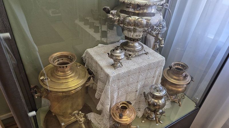 Гражданина Израиля с самоваром не пустили из России в Эстонию