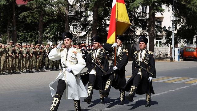 Репетиция парада ко Дню Республики Южная Осетия. Фото: south-ossetia.info
