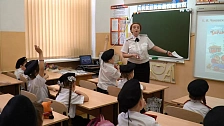Ко Дню учителя 60 кубанских педагогов получат премию в 200 тысяч рублей