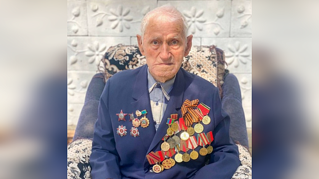 Ветеран Великой Отечественной войны Михаил Забелин отмечает 106-летие