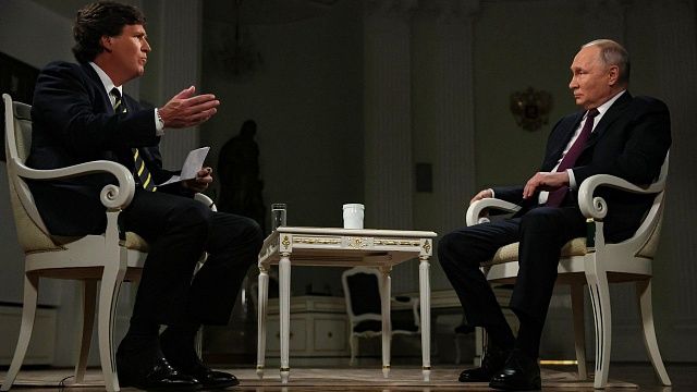 «Береги себя, Такер Карлсон»: что думают в США и Европе об интервью Владимира Путина 
