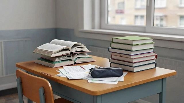 Уроки второй смены отменили в Петропавловске-Камчатском из-за циклона