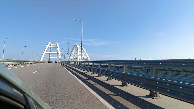 Крымский мост абсолютно свободен для проезда Фото: телеканал «Краснодар»