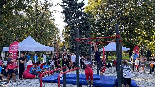 В Краснодаре проходит Фестиваль спорта и дворовых видов спорта