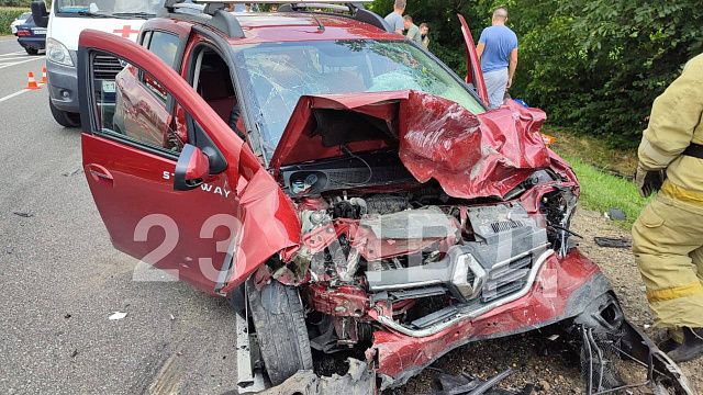 На автодороге Краснодар - Кропоткин в ДТП погиб 26-летний пассажир