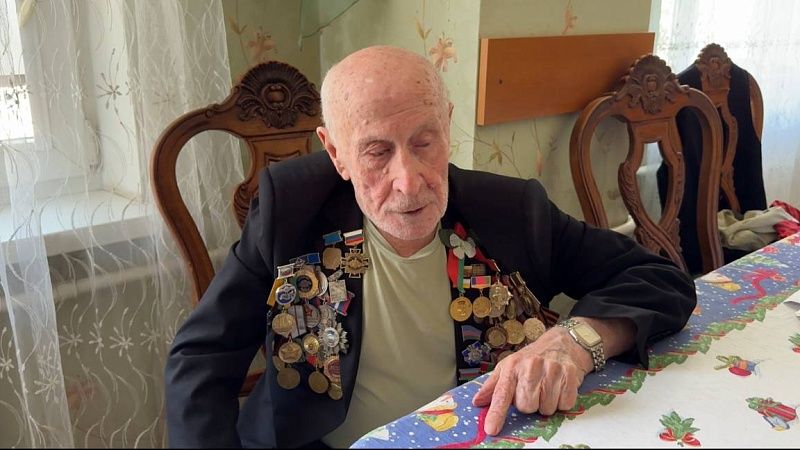 Ветеран ВОВ Владимир Андреичев принял участие в выборах на дому в Краснодаре