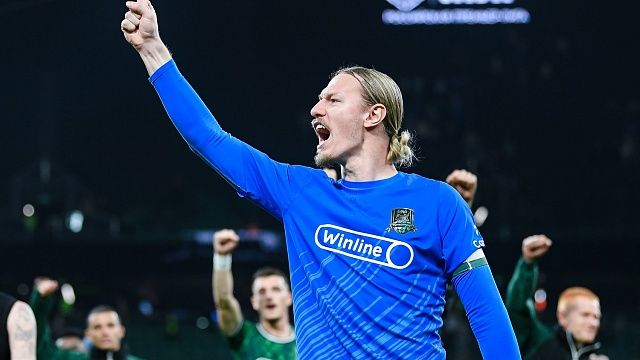 Футболки Сафонова стали хитом после сенсационного матча «ПСЖ» – «Фламенго»