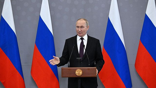 Владимир Путин выступил на пресс-конференции в Астане. Фото: www.kremlin.ru