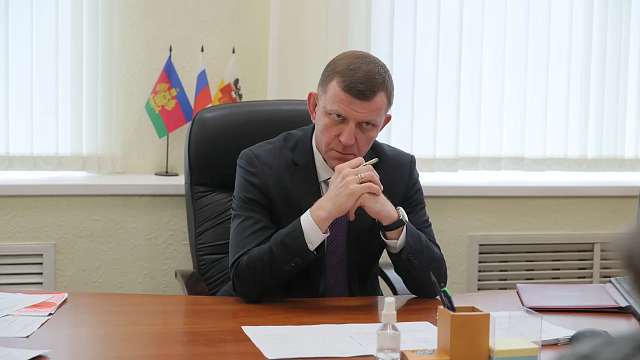 Мэр Евгений Наумов провёл личный приём граждан в Краснодаре 