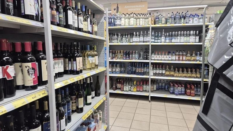 Нарколог Хакимзанов: перегрузкой сердца грозит употребление алкоголя в бане