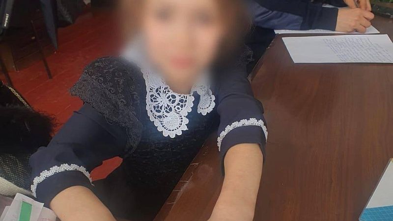 Девочка со сросшимися пальцами сбежала от пьющей матери на Кубани