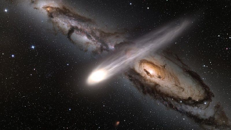 Три преследующих друг друга НЛО засняли на камеру в Нью-Йорке