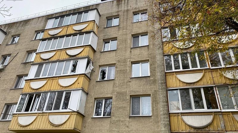 Четырнадцать квартир и автомобиль повреждены при атаке ВСУ на Шебекино