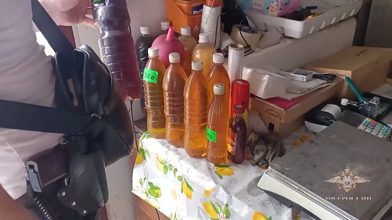 Mash: до 12 выросло число погибших от отравления чачей с сочинского рынка