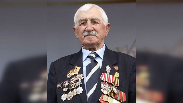 Губернатор Кубани поздравил ветерана Василия Вертеля со 100-летием