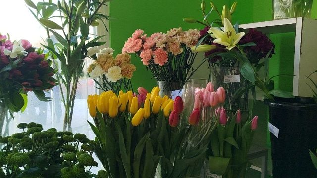 Стоимость цветов увеличится почти на 30% к 8 марта на Кубани 