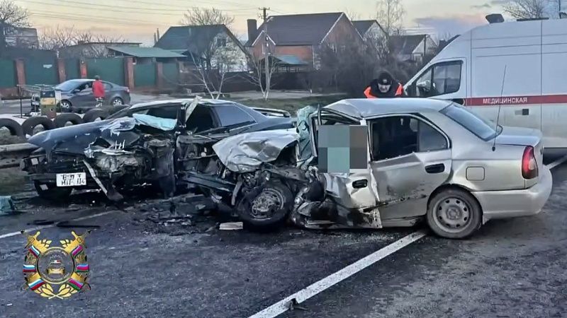 В лобовом столкновении погибла женщина в Крымском районе