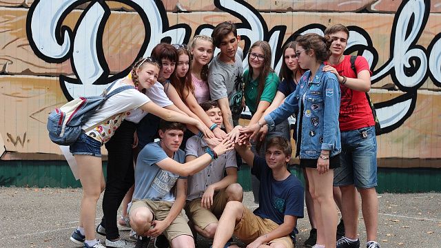В молодёжный лагерь «Дубрава» отправились еще 120 школьников из Краснодара