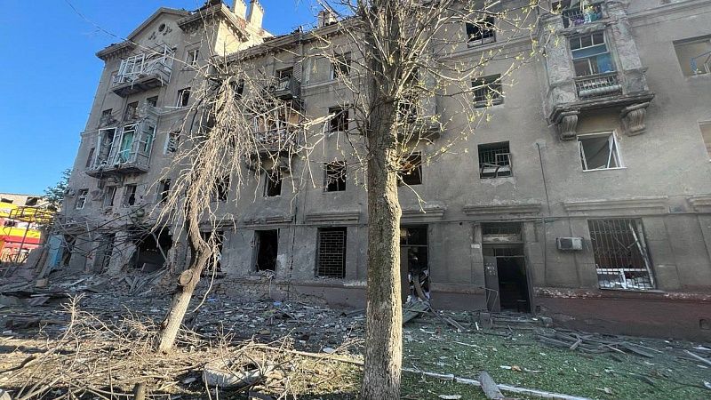 Пять полицейских и 11 гражданских пострадали при артобстреле Горловки