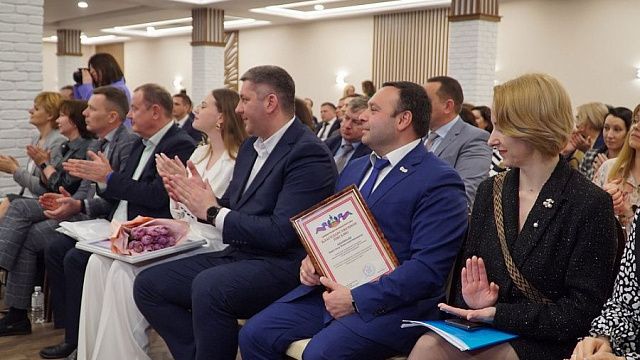 Александр Кнышов поздравил финансистов Кубани с профессиональным праздником