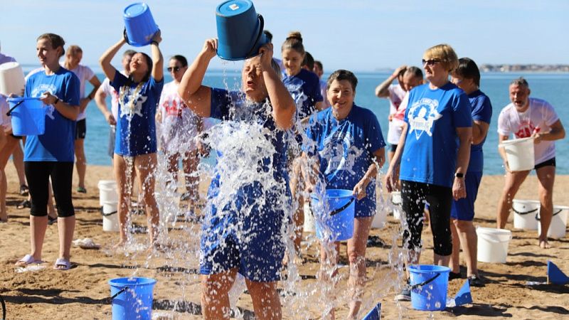 Массовое обливание холодной водой состоится 7 марта в Геленджике