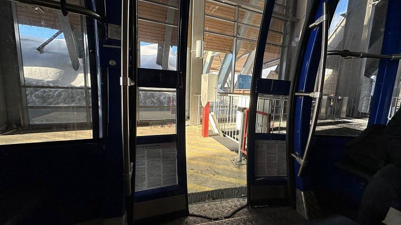 Горный курорт Сочи прокомментировал драку туристов в очереди на канатку