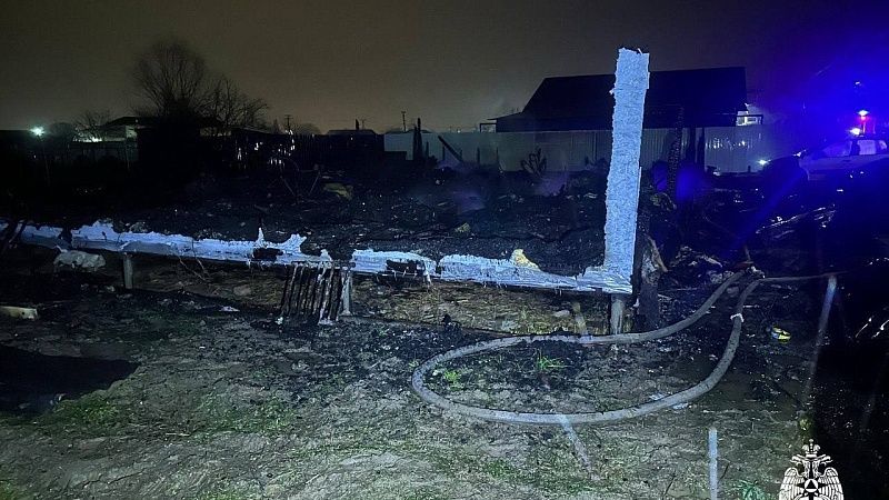 Три женщины погибли при пожаре в частном доме в Краснодаре