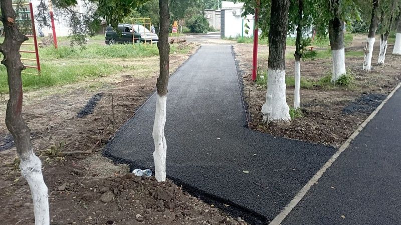 Проезжую часть и тротуары благоустроят в поселке Белозерном 