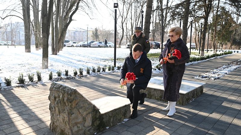 Мэр Краснодара почтил память павших защитников Отечества 