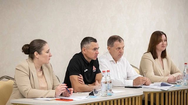Вице-губернатор Руппель встретился с представителями курортной сферы Анапы